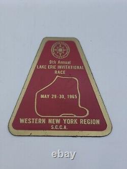 1965 9ème Course du Lac Érié NY Sports Car Club of America Plaque d'Emblème de Course SCCA